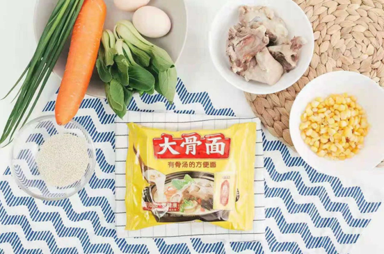 鲜美高汤配面回味无穷，leyu·乐鱼（中国）体育官方网站食品“汤”实力获认可
